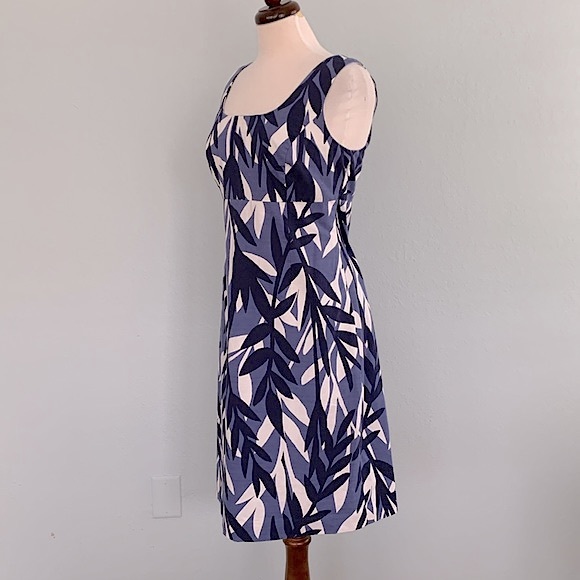 Boden Savannah Leaf Print Sundress 8L - Picture 3 of 9